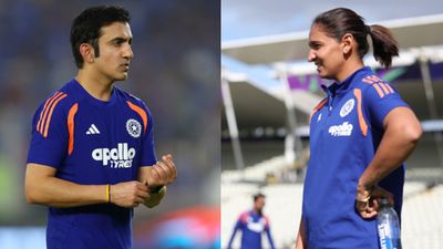 'Don't be scared of...': Gambhir's message to Harmanpreet Kaur's brigade ahead for Women's T20 World Cup campaign India women's cricket team captain Harmanpreet Kaur (R) and men's team's head coach Gautam Gambhir in frame. (Getty)