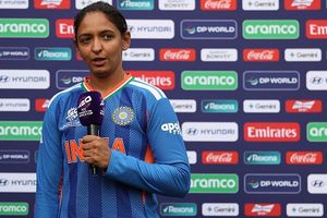 'If it's in my hand, I would love to send her on first ball': Harmanpreet Kaur's big words for India star after routing Pakistan SportsTak