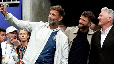 Watch: Thomas Müller and Jurgen Klopp celebrate Germany's stunning 7-1 World Cup opener Thomas Müller and Jurgen Klopp celebrate Germany's stunning 7-1 World Cup opener