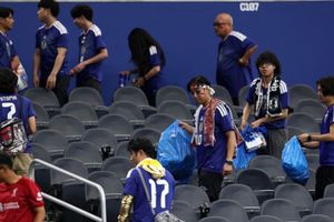 Watch: Japanese fans showcase tradition of respect as NFL star joins stadium cleanup after World Cup opener vs Netherlands SportsTak