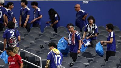 Watch: Japanese fans showcase tradition of respect as NFL star joins stadium cleanup after World Cup opener vs Netherlands Watch: Japanese fans showcase tradition of respect as NFL star joins stadium cleanup after World Cup opener vs Netherlands