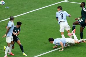THIS star earns FIFA Man of the Match award in Uruguay vs Saudi Arabia World Cup opener SportsTak