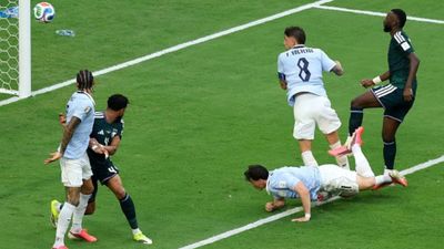 THIS star earns FIFA Man of the Match award in Uruguay vs Saudi Arabia World Cup opener Fede Valverde earns FIFA Man of the Match award in Uruguay vs Saudi Arabia World Cup opener