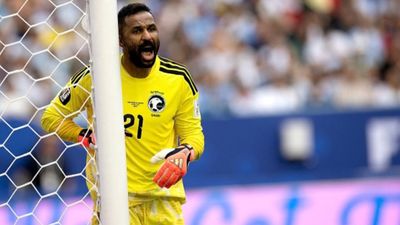 Saudi goalkeeper Mohammed Al-Owais shines with record saves as Saudi Arabia hold Uruguay to 1-1 draw in World Cup opener Saudi goalkeeper Mohammed Al-Owais shines with record saves as Saudi Arabia hold Uruguay to 1-1 draw in World Cup opener