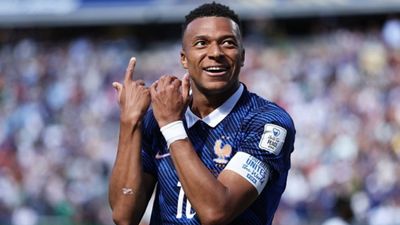 Mbappe breaks all-time World Cup scoring record in France's 3-1 victory over Senegal Mbappe breaks all-time World Cup scoring record in France's 3-1 victory over Senegal