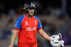 England beat Ireland but captain retired out in run chase for 48 as old injury resurfaces SportsTak
