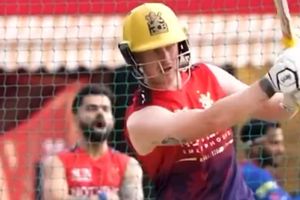 Virat Kohli meets RCB teammate Jordan Cox in London for coffee on eve of England Test debut; video goes viral SportsTak