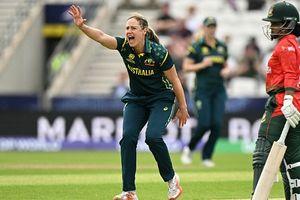 Women's T20 World Cup: Garth-Molineux-Perry hand Australia handsome 9-wicket win over Bangladesh to make it two in two SportsTak