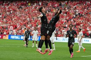 Jonathan David's hat-trick helps Canada beat 9-man Qatar by 6-0, register 1st win in FIFA World Cup history SportsTak