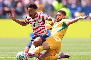 United States qualify for 2026 World Cup Round of 32 with stunning win over Australia SportsTak