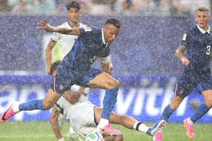Weather forces first delay of 2026 World Cup match as France-Iraq clash halted in Philadelphia SportsTak