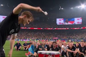 WATCH: Erling Haaland, Martin Ødegaard lead Norway's epic Viking Row celebration after win over Senegal SportsTak