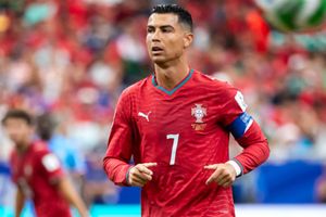 Cristiano Ronaldo faces fresh scrutiny as ex-United star says, 'he should not start' against Uzbekistan SportsTak