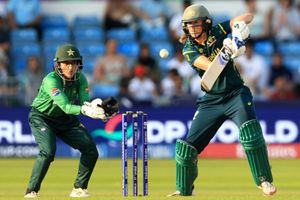 Ellyse Perry's 71, double strikes hand hapless Pakistan 4th defeat in a row, Australia almost through to semis SportsTak