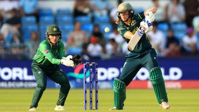 Ellyse Perry's 71, double strikes hand hapless Pakistan 4th defeat in a row, Australia almost through to semis Ellyse Perry