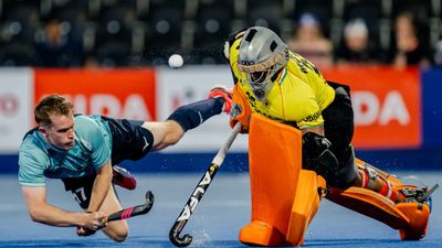 FIH Pro Hockey League: After hammering Pakistan, India go down to England 1-4 in penalty shootout India lose to England 1-4 in the FIH Pro Hockey League clash. (X)