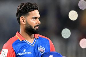 'No surprises...': AB de Villiers reveals the real reason behind Rishabh Pant's Delhi Capitals reunion SportsTak