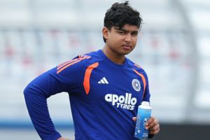 'He should be at home...': Daryll Cullinan warns against rushing Vaibhav Sooryavanshi into international cricket SportsTak