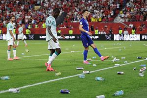 Angry Croatia fans throw bottles at Portugal players as stoppage time goal disallowed via VAR; watch video SportsTak