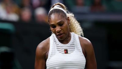 Serena Williams withdraws from Wimbledon doubles with Venus due to Knee injury Serena Williams withdraws from Wimbledon doubles with Venus due to Knee injury
