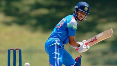 Rahul Dravid's son Anvay goes berserk on Sri Lanka tour, slams 67-ball 87 in One-Day clash despite Mendis' fifer Anvay Dravid