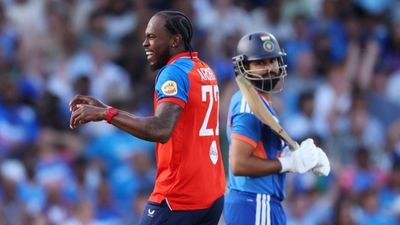 'Wickets are easy, boundaries are so small': Archer compares bowling in the IPL on Indian soil to England Jofra Archer, Shreyas Iyer