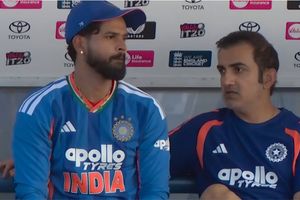 Gautam Gambhir, Shreyas Iyer spotted having tense chat after India lose T20I series against England SportsTak