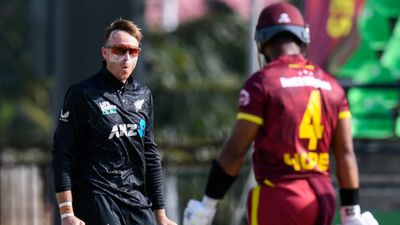 Lennox breaks Vettori's 22-yr-old record with 5 for 19 as New Zealand bowl out West Indies for 138, win by 5 wickets Jayden Lennox, Shai Hope