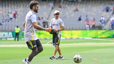 No conversation between Virat Kohli and Gautam Gambhir during practice session? Report makes massive claim Virat Kohli, Gautam Gambhir