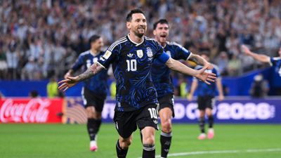 Why Argentina want to wear their all-blue kit vs England? Here's the real reason Lionel Messi in this frame. (Getty)