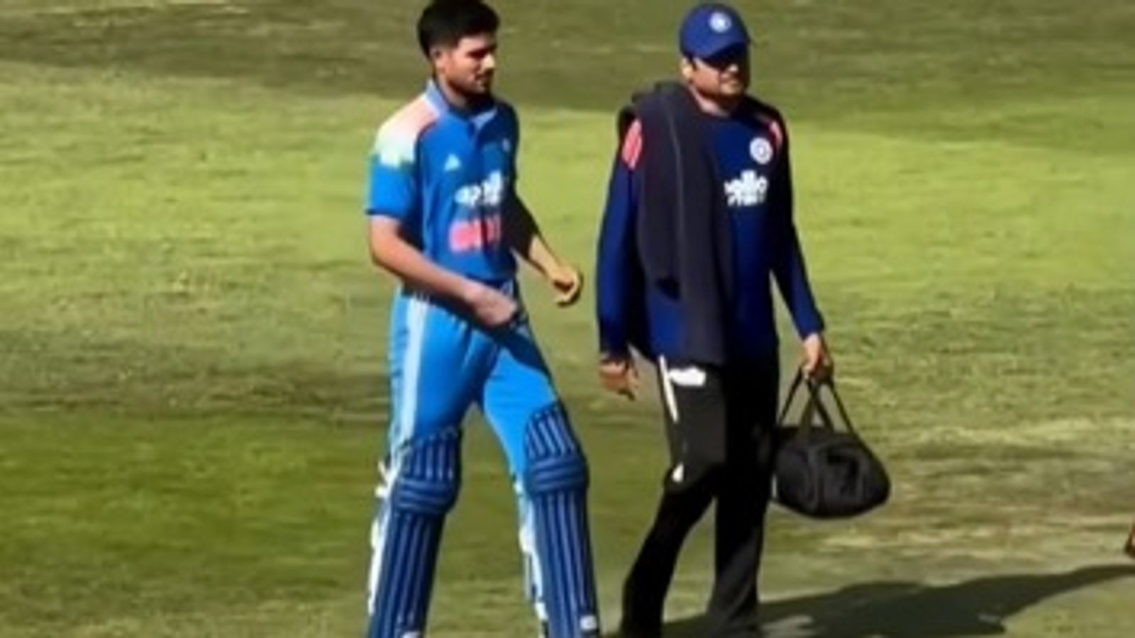Shubman Gill walks off the field in pain in middle of 1st ODI vs ENG to give India huge injury scare India captain Shubman Gill walks off the field due to pain during 1st ODI vs England. (Screenshot)
