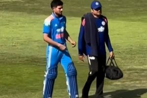 Shubman Gill walks off the field in pain in middle of 1st ODI vs ENG to give India huge injury scare SportsTak