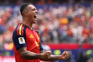 Pedro Porro strikes to record second World Cup goal to give Spain 2-0 lead over France SportsTak