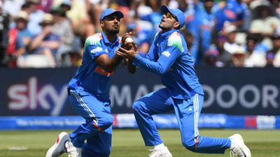 Who can replace Shubman Gill & Gurnoor Brar in playing XI if they don't recover for 2nd ODI vs England? Gurnoor Brar, Shubman Gill