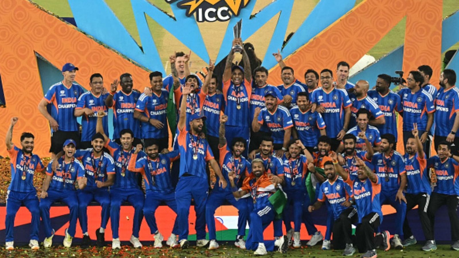 ICC revamps ODI and T20 World Cup formats, introduces Super Series and Super 10 stages Indian Team lifting T20 World Cup title (Getty)