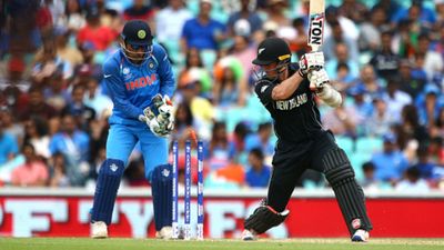 New Zealand batting coach to leave after all-format series vs India, set to join this franchise Luke Ronchi, MS Dhoni