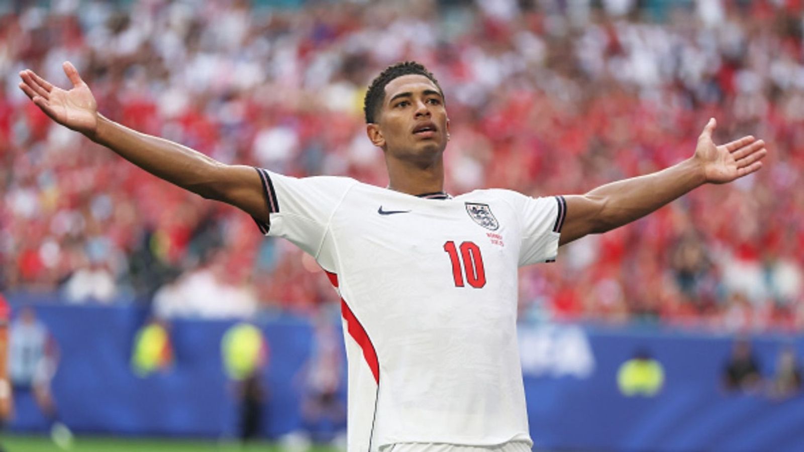 Jude Bellingham breaks England World Cup goal record Jude Bellingham in the frame (Images via Getty)