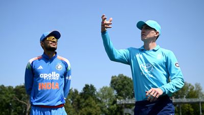 IND vs ENG 3rd ODI: Live Streaming, Pitch Report, Weather, Predicted XIs Shubman Gill, Harry Brook in this frame. (X)