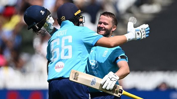 England's Ben Duckett celebrates his century with teammate Joe Root during 3rd ODI vs India. (Getty) England's Ben Duckett celebrates his century with teammate Joe Root during 3rd ODI vs India. (Getty)