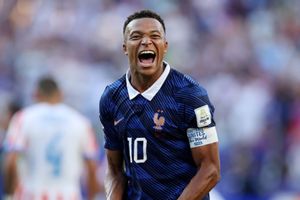 Kylian Mbappe makes history as first two-time World Cup Golden Boot winner edging Lionel Messi SportsTak