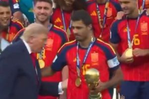 WATCH: Donald Trump steals spotlight during Spain's FIFA World Cup trophy celebration SportsTak