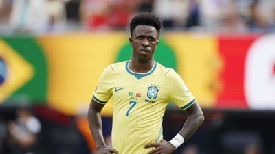 Did Vinicius Junior really undergo chin harmonisation procedure for facial enhancement? Did Vinicius Junior really undergo chin harmonisation procedure for facial enhancement?