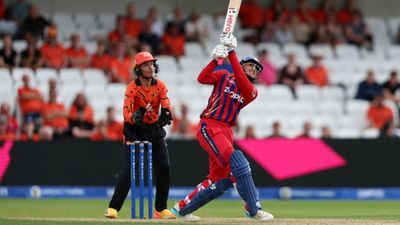Smriti Mandhana registers Women's The Hundred 2026's highest score, smashes 2 sixes to finish run chase; watch video Smriti Mandhana, Lauren Winfield-Hill