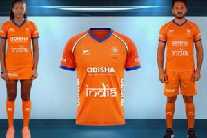 Hockey India hits back at Viren Rasquinha after 'saffron' jersey backlash SportsTak