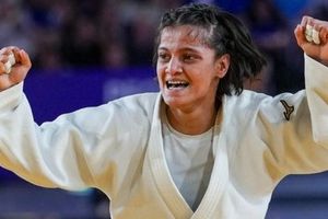 Asmita Dey scripts history, becomes first-ever Indian judoko to clinch gold in Commonwealth Games SportsTak