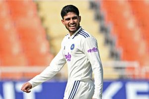 'It’s better to...': Former India wicketkeeper batter sends strong message to Shubman Gill ahead of Sri Lanka Tests SportsTak