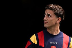 Watch: Gavi fulfills promise; dyes hair pink after Spain’s World Cup triumph SportsTak