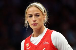 Sophie Cunningham urges WNBA media to prioritise basketball amid ongoing controversy SportsTak