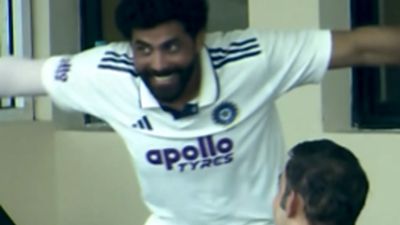 Watch: Jadeja perfectly mimics Kuldeep in front of Gambhir, here's what happens next Jadeja perfectly mimics Kuldeep in front of Gambhir, here's what happens next. (Screenshot)