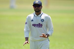 India coach breaks silence on Kuldeep Yadav's missing 2nd-innings spell during warm-up clash vs SLC XI SportsTak